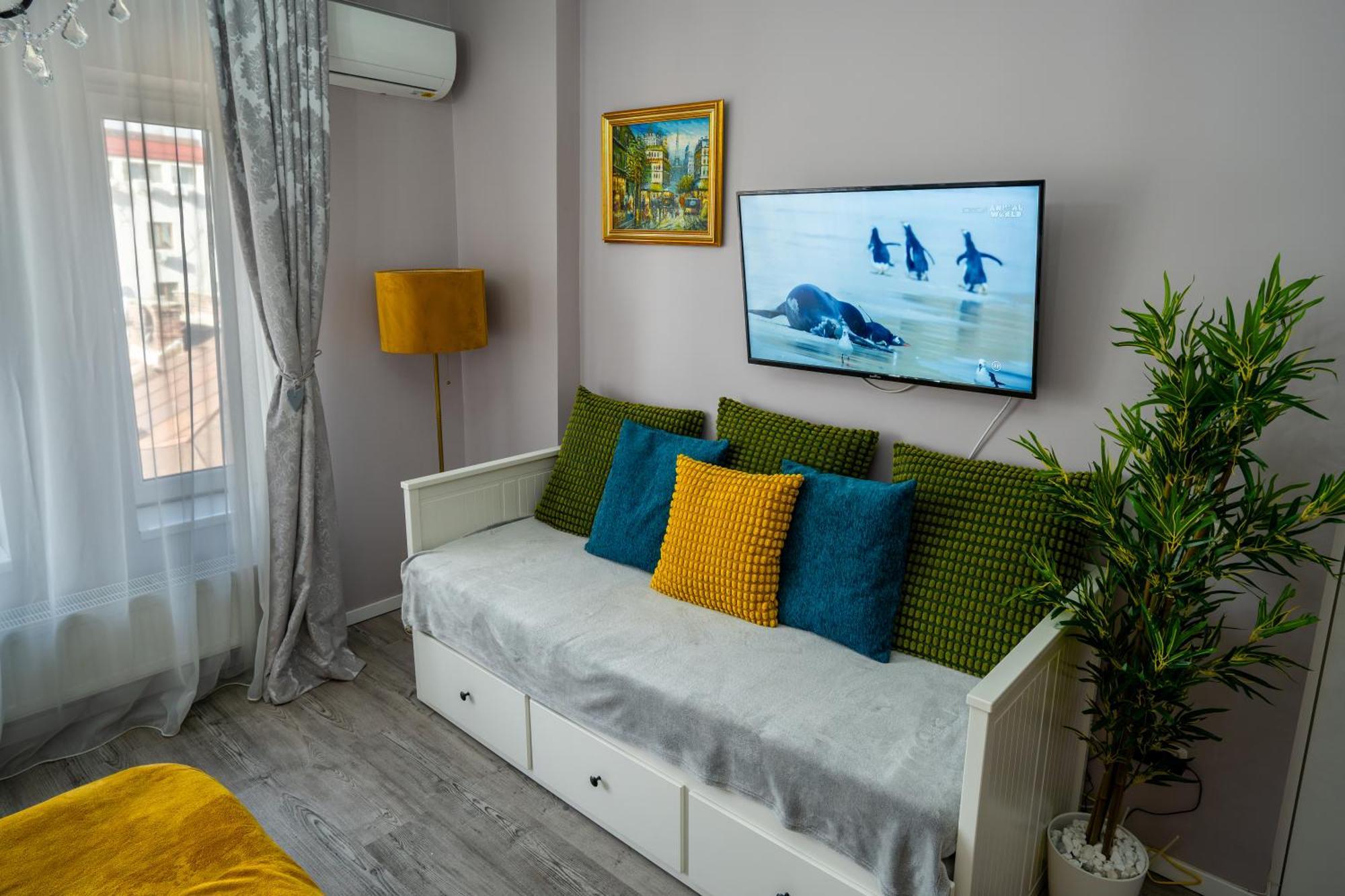Chic Studio Old City Center - Ivo19 Bukares Bagian luar foto