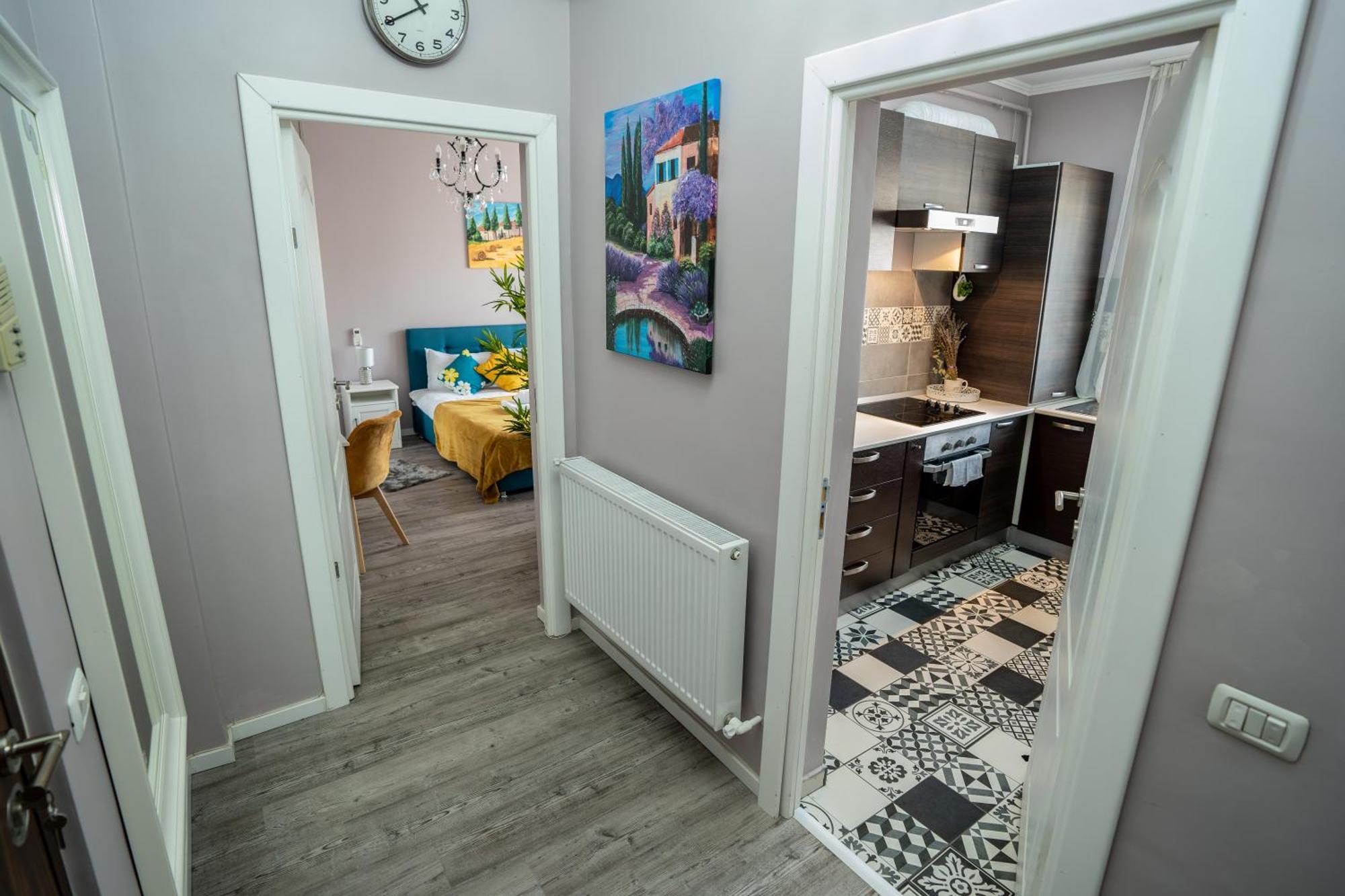 Chic Studio Old City Center - Ivo19 Bukares Bagian luar foto